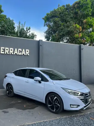 NISSAN VERSA 2024