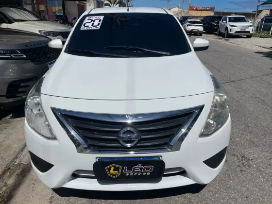 NISSAN VERSA 2020