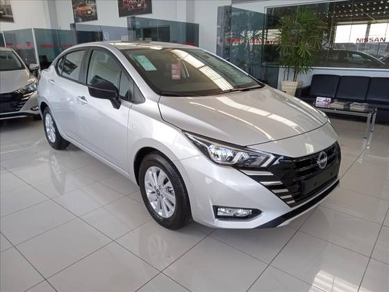 NISSAN VERSA 2025