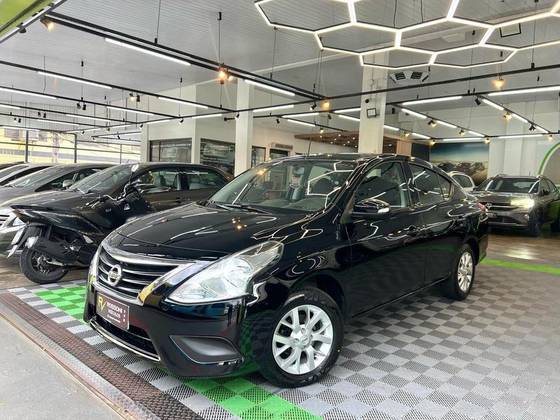 NISSAN VERSA 2020