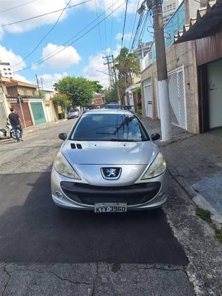 PEUGEOT 207 2010