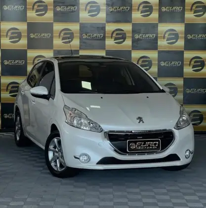 PEUGEOT 208 2014