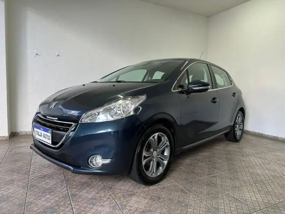 PEUGEOT 208 2016