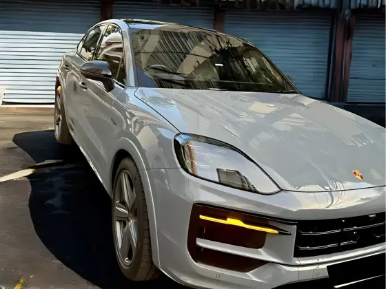 PORSCHE CAYENNE 2024