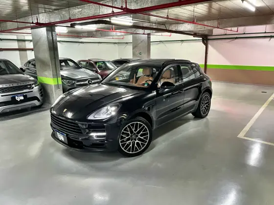 PORSCHE MACAN 2021