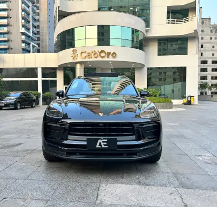 PORSCHE MACAN 2025