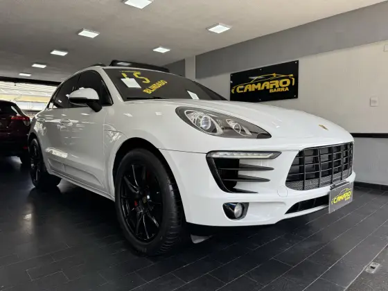 PORSCHE MACAN 2015