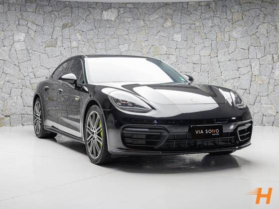 PORSCHE PANAMERA 2021