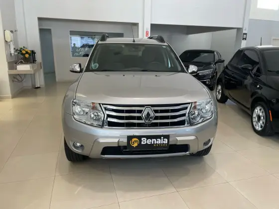 RENAULT DUSTER 2015