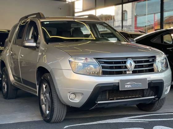 RENAULT DUSTER 2014