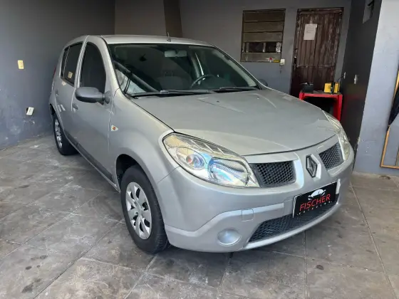RENAULT SANDERO 2009