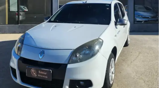 RENAULT SANDERO 2014