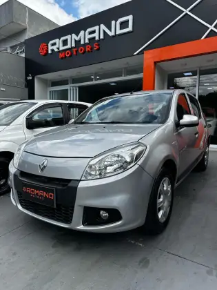 RENAULT SANDERO 2013