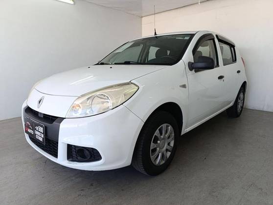 RENAULT SANDERO 2013