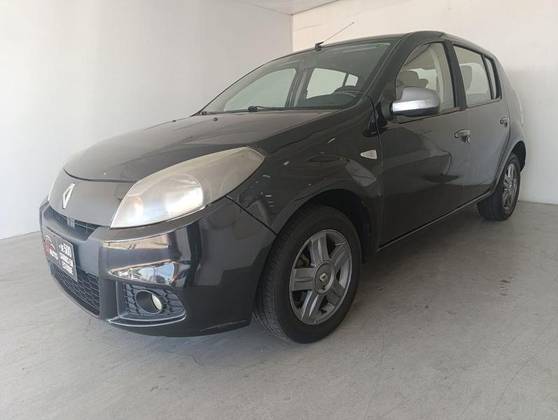 RENAULT SANDERO 2014