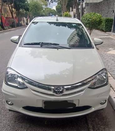 TOYOTA ETIOS 2017