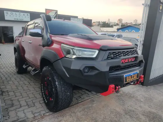 TOYOTA HILUX 2019
