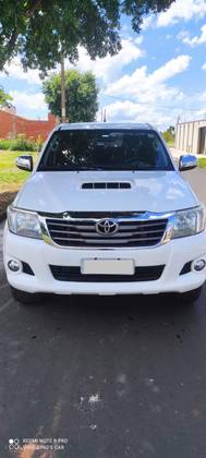 TOYOTA HILUX 2015