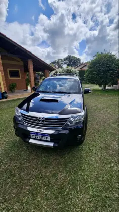 TOYOTA HILUX SW4 2015