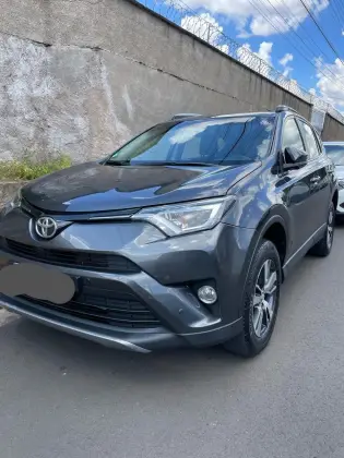 TOYOTA RAV4 2018