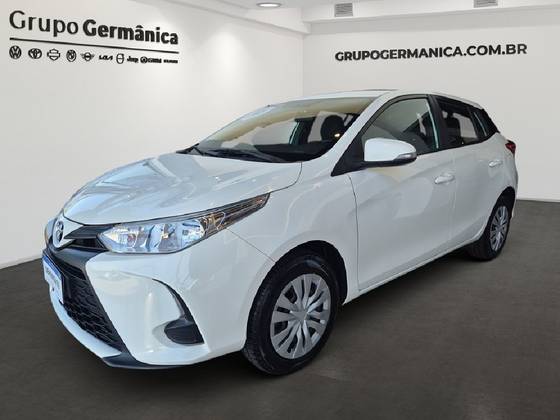 TOYOTA YARIS 2023