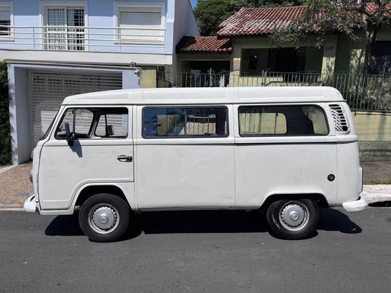 VOLKSWAGEN KOMBI 2014