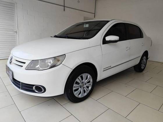 VOLKSWAGEN VOYAGE 2011