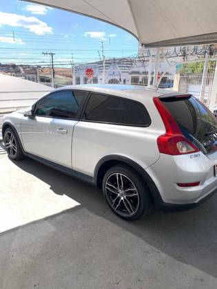 VOLVO C30 2010