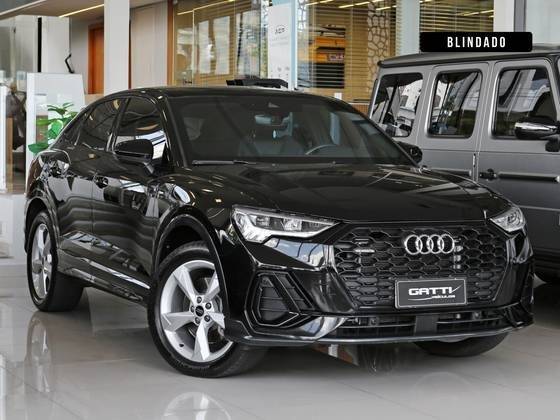 AUDI Q3 2023