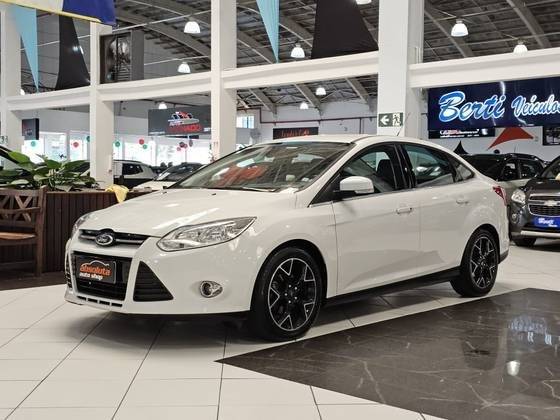 FORD FOCUS 2015