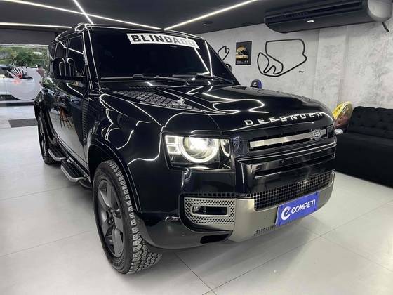 LAND ROVER DEFENDER 2024