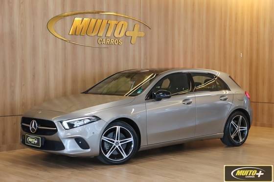 MERCEDES-BENZ A 250 2019