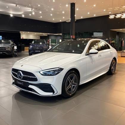 MERCEDES-BENZ C 200 2024