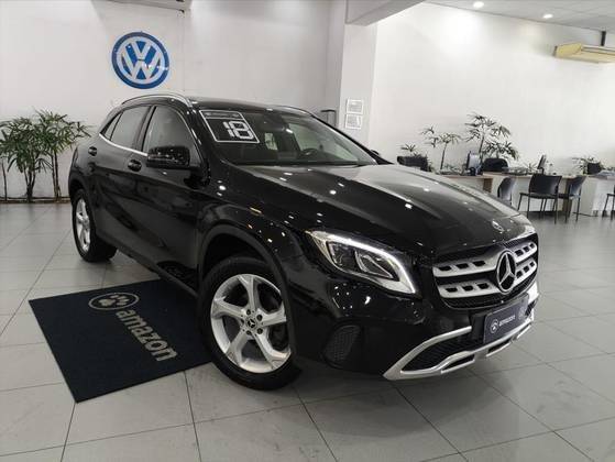 MERCEDES-BENZ GLA 200 2018
