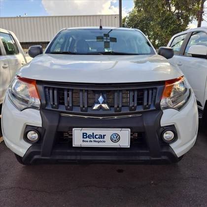 MITSUBISHI L200 TRITON 2023