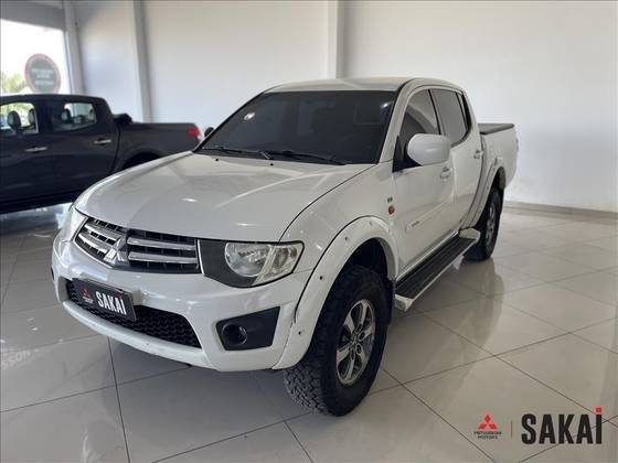 MITSUBISHI L200 TRITON 2014