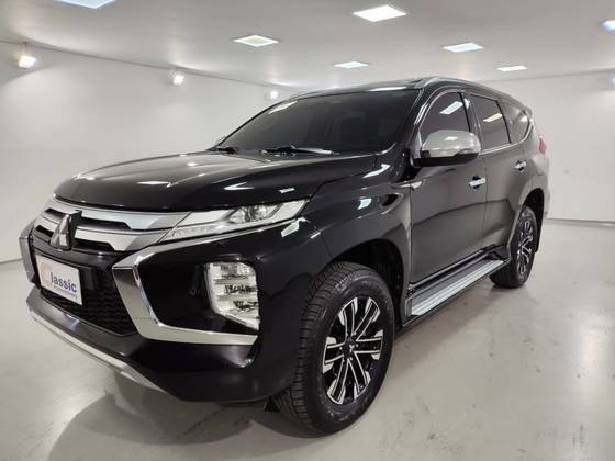 MITSUBISHI PAJERO SPORT 2024