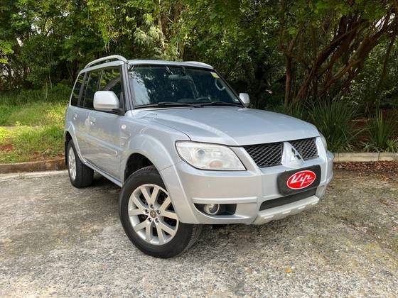 MITSUBISHI PAJERO TR4 2010