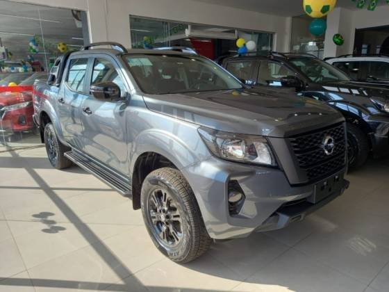 NISSAN FRONTIER 2025