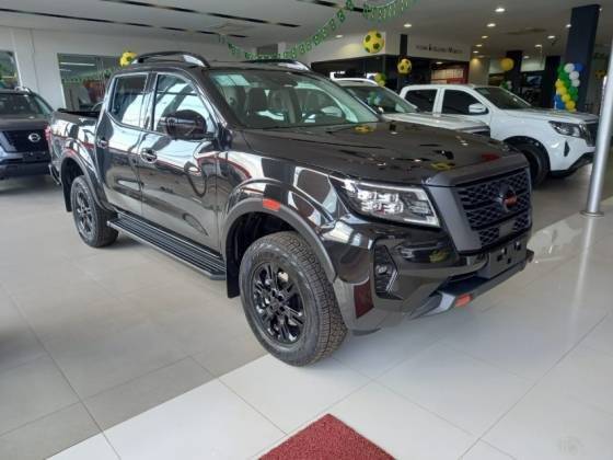 NISSAN FRONTIER 2025