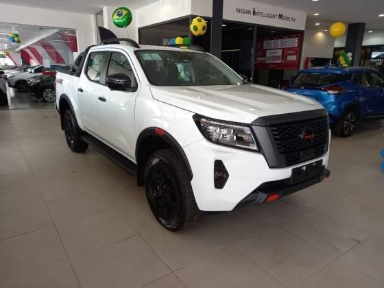 NISSAN FRONTIER 2025