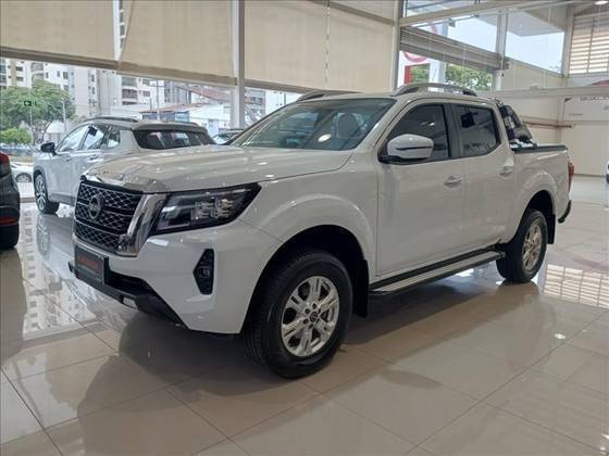 NISSAN FRONTIER 2025