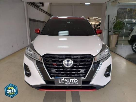 NISSAN KICKS 2022