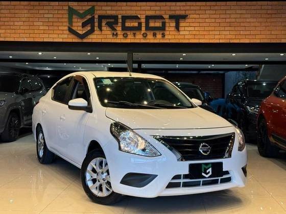 NISSAN VERSA 2018