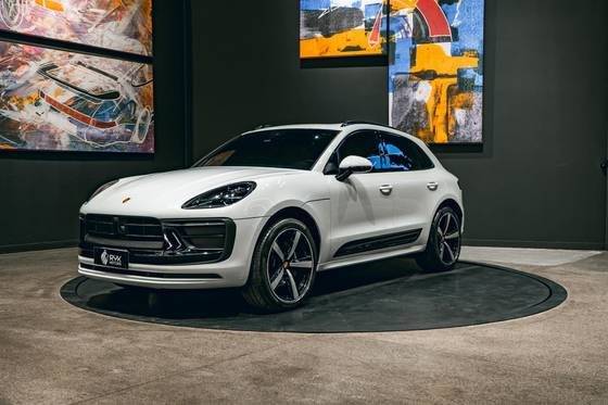 PORSCHE MACAN 2023
