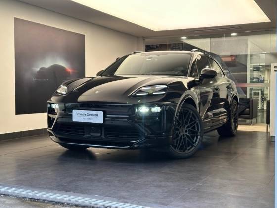 PORSCHE MACAN 2024
