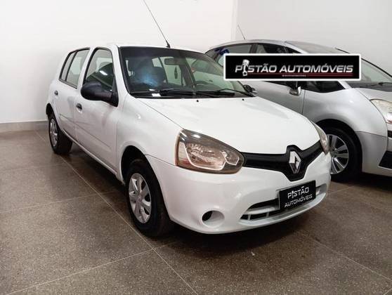 RENAULT CLIO 2015