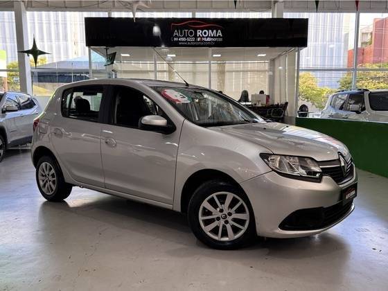 RENAULT SANDERO 2015