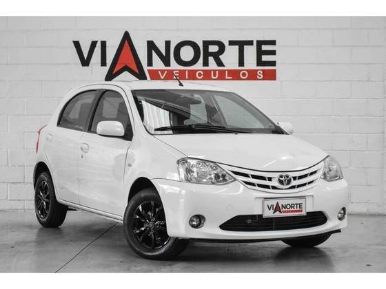 TOYOTA ETIOS 2013