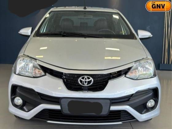 TOYOTA ETIOS 2018